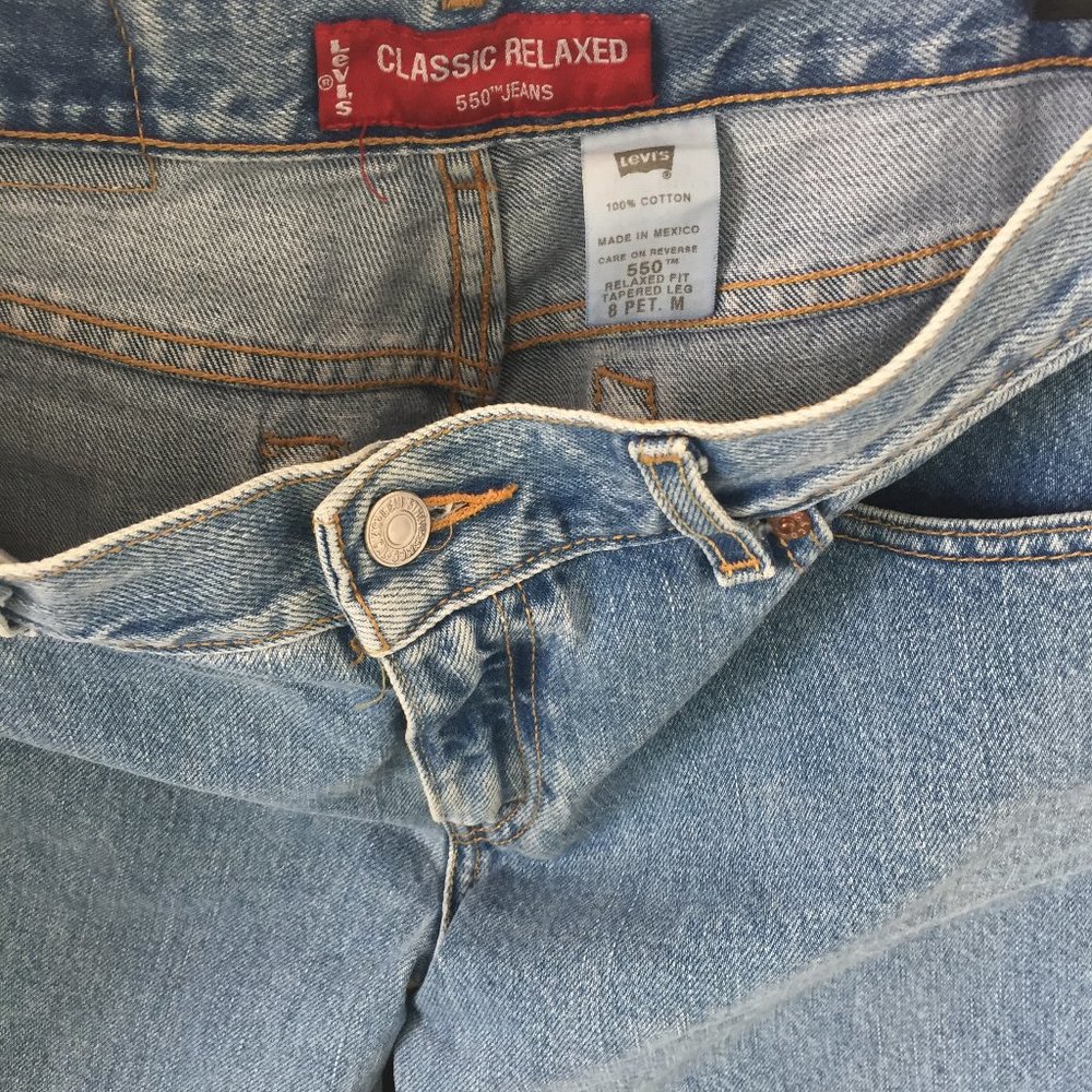 Vintage Levi's 550 Jeans
